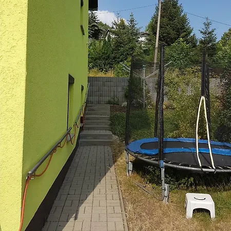 S. Armbruster 아파트 *